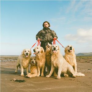 How The Dogs Chill, Vol. 1, Mall Grab – 12
