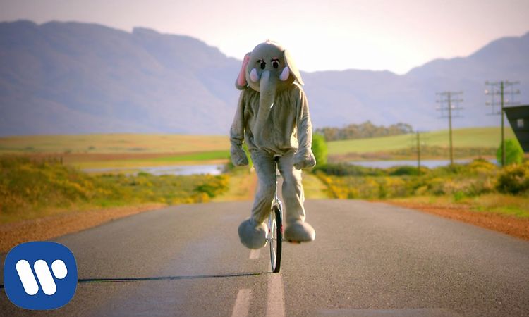 Coldplay - Paradise (Official Video)