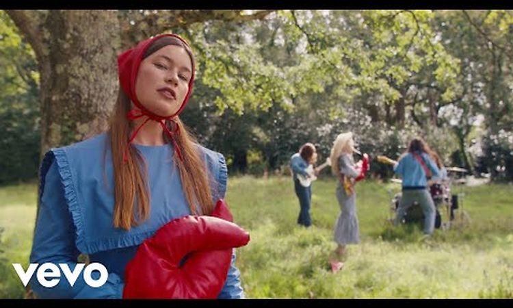 Wet Leg - Wet Dream (Official Video)