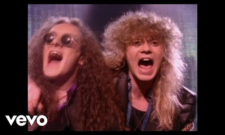 Def Leppard - Make Love Like A Man