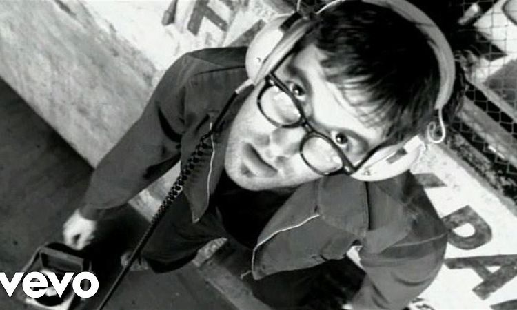 Eels - Novocaine For The Soul