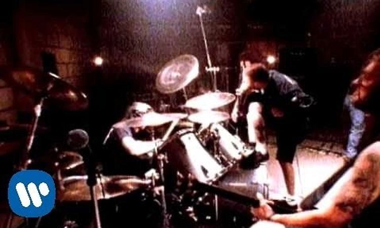 Pantera - I'm Broken (Official Video)