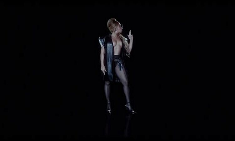 Beyoncé - TEXAS HOLD 'EM