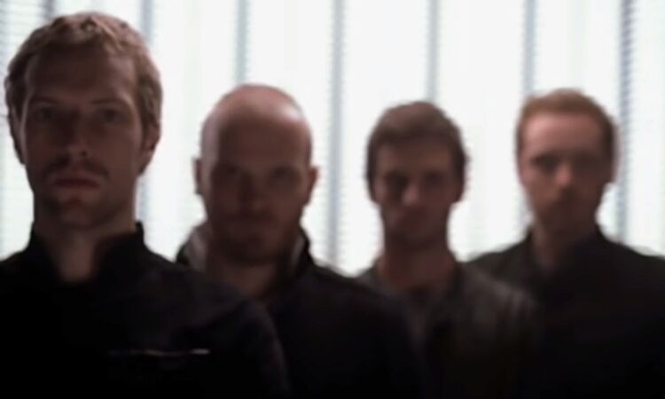 Coldplay - Speed Of Sound (Official Video)