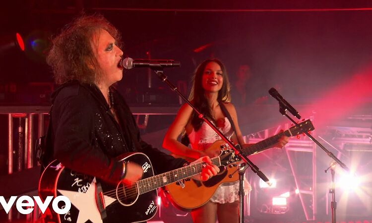 Olivia Rodrigo, Robert Smith - Friday I’m in Love (Live From Glastonbury)