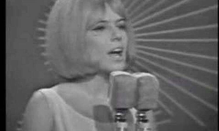 France Gall - Poupee De Cire, Poupee De Son (1965)