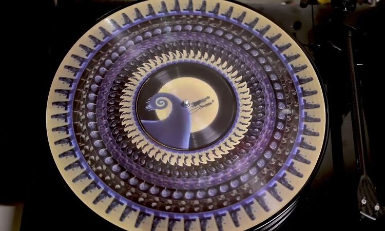Nightmare Before Christmas Soundtrack - Zoetrope Vinyl Record Animation