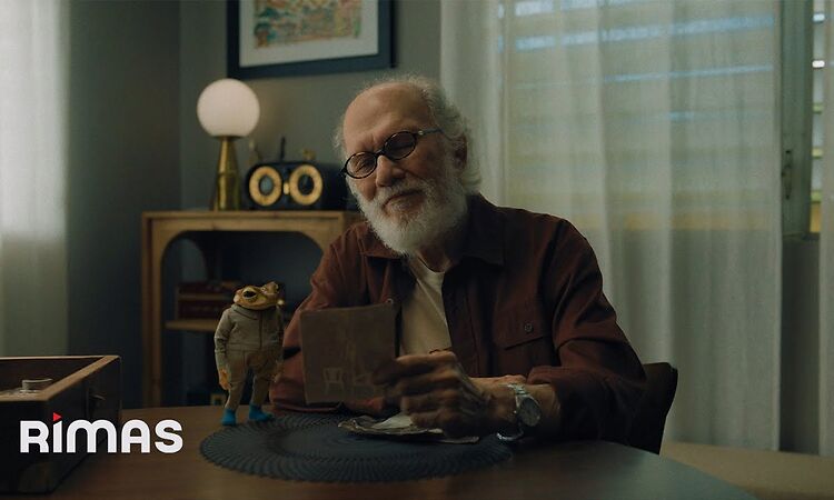 BAD BUNNY - DeBÍ TiRAR MáS FOToS (Short Film)