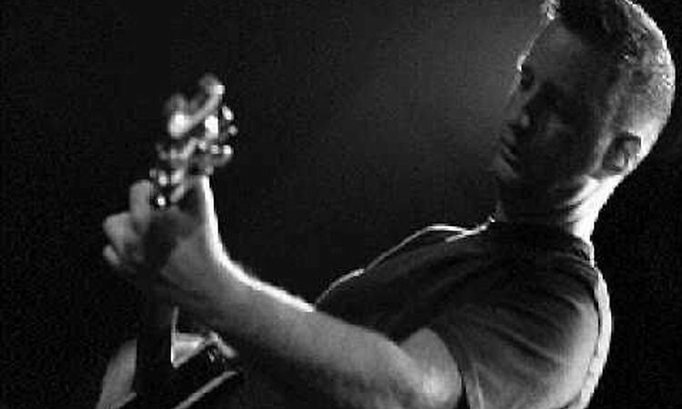 Billy Bragg feat. Johnny Marr - Shirley