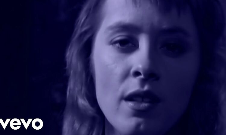 Suzanne Vega - Tom's Diner (Blue Tint Acapella Version)