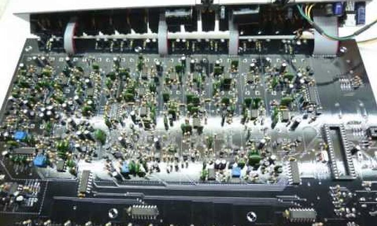 Deadbeat & Paul St Hilaire - Under cover