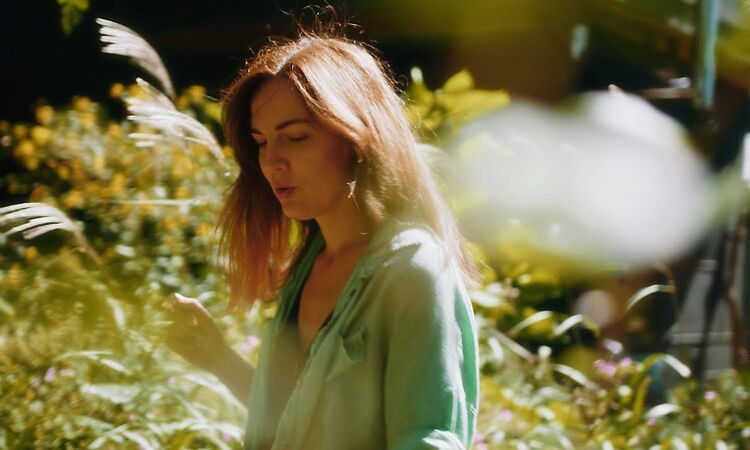 Sophia Ammann - Dinner on the Kitchen Floor (Official video)