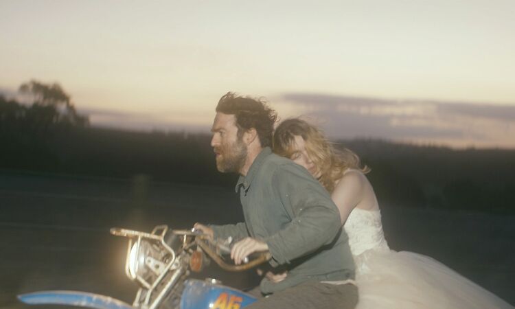  Chet Faker - 1000 Ways (Official Music Video)