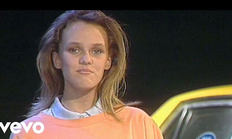 Vanessa Paradis - Joe Le Taxi (Clip Officiel remasterisé)