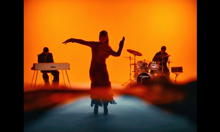 Selah Sue & The Gallands - Another Way (Official Music Video)