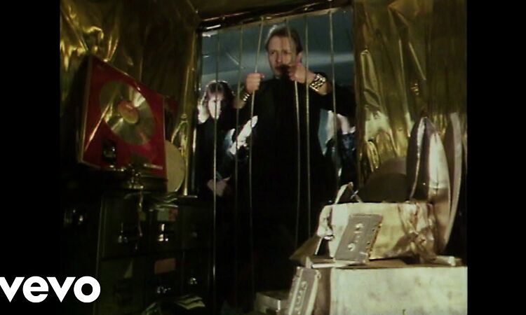 Judas Priest - Breaking The Law (Official Music Video)