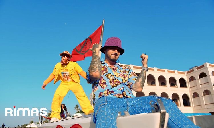 J BALVIN x BAD BUNNY - YO LE LLEGO | OASIS (Video Oficial)
