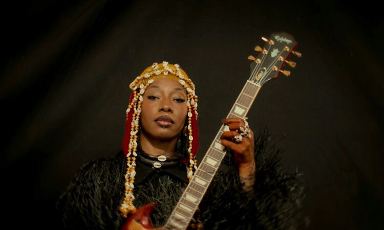  Fatoumata Diawara - Sigui (Official Video)