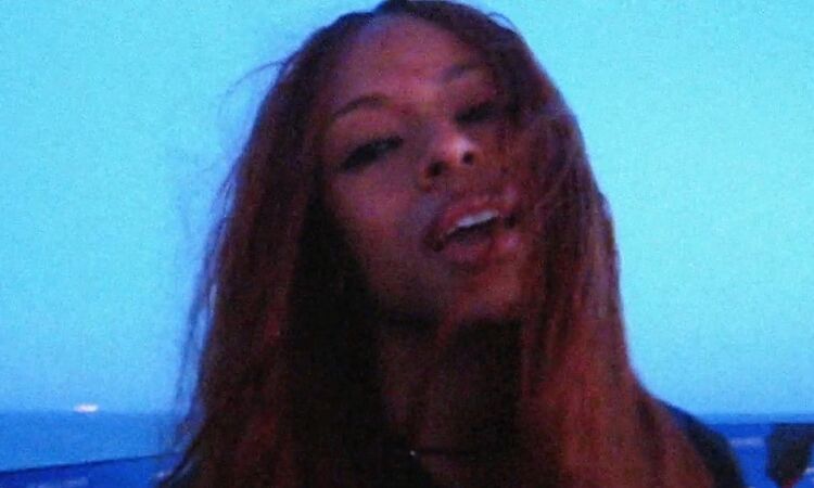 Ravyn Lenae - Saturday Night (Official Lyric Video)