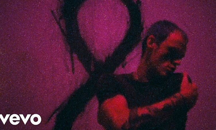 Bleech 9:3 - Figure 8 (Official Music Video)