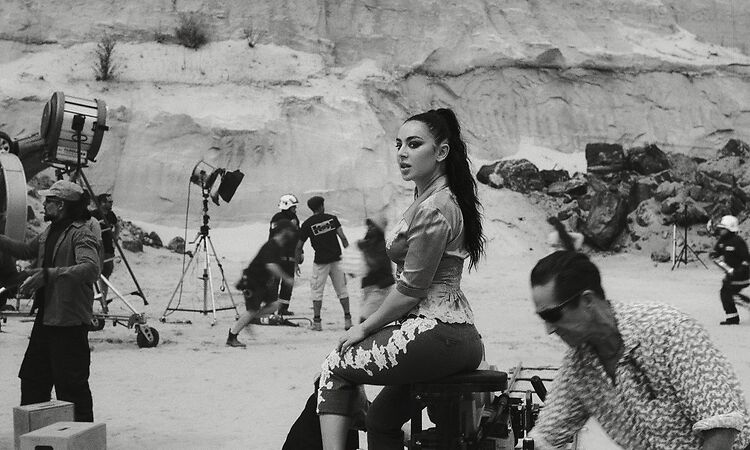 Charli xcx - Camera (Official Video)