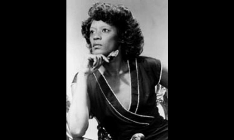 ANN PEEBLES-make me yours